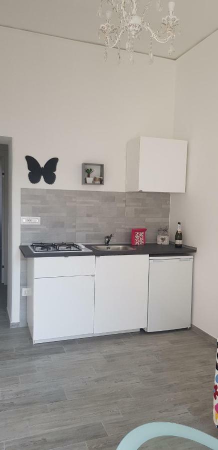 Butterfly House Bed & Breakfast ซาแลร์โน ภายนอก รูปภาพ